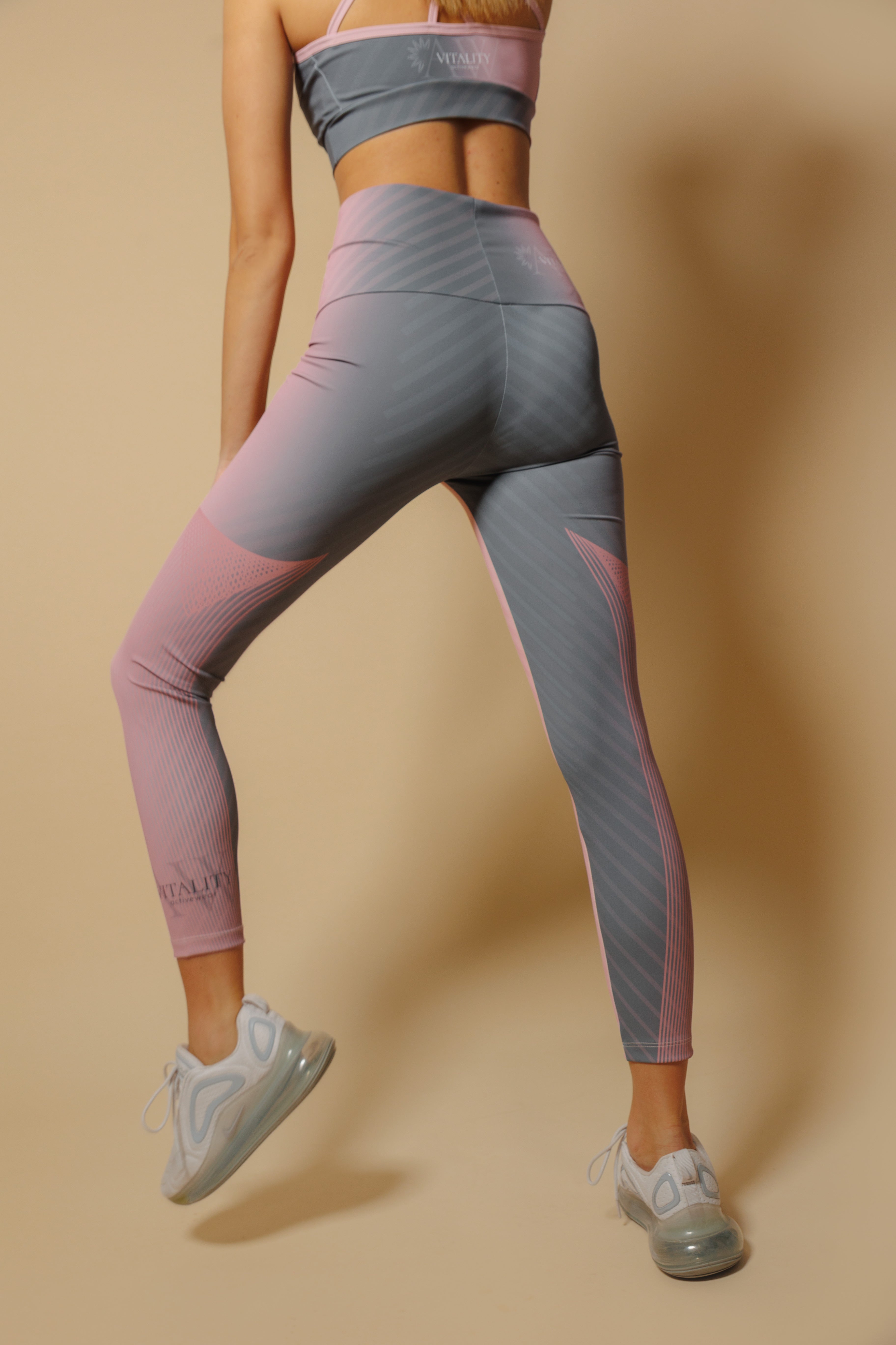 Дамски спортен клин PINK & GREY