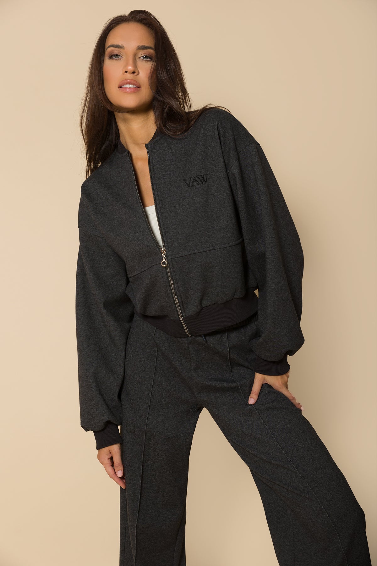 Дамски комплект от яке бомбър и долнище с ръб DARK GREY