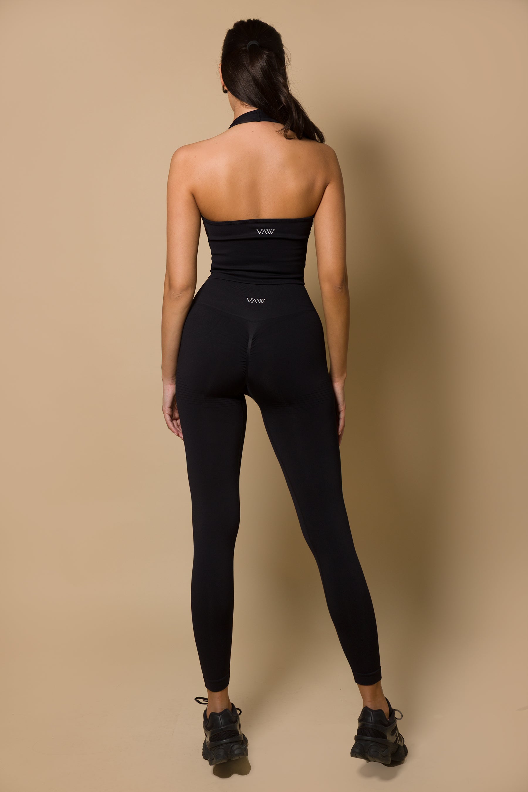 Дамски комплект от потник и оформящ клин JET BLACK
