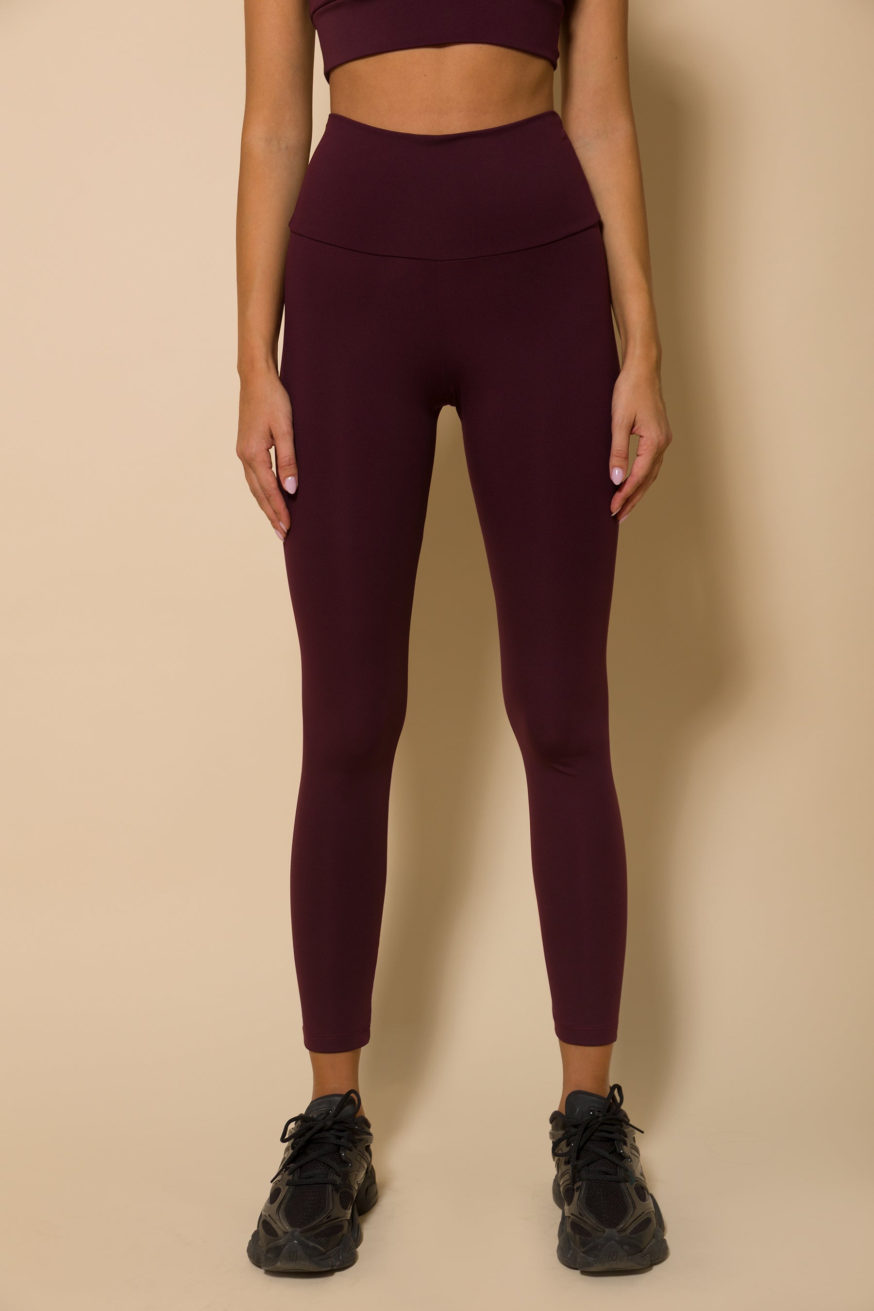 Дамски спортен клин MULBERRY